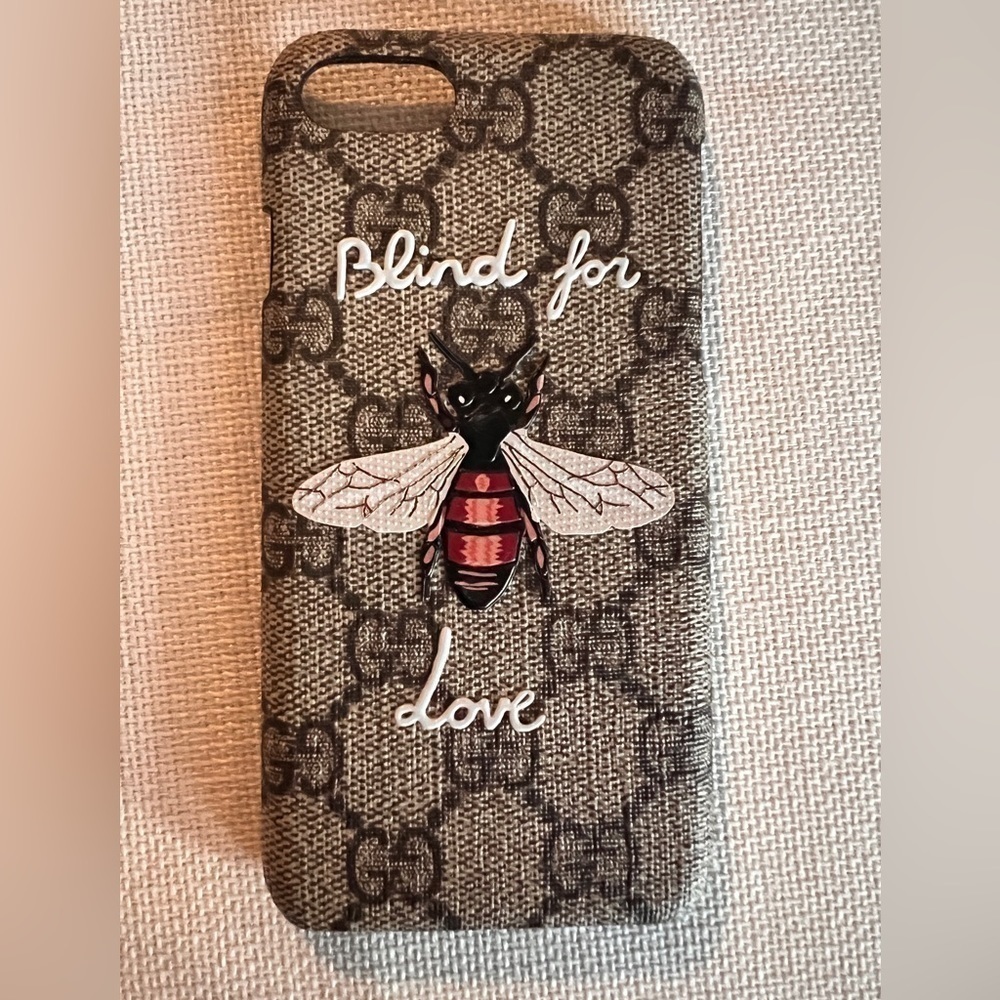Gucci iPhone 7/8 Phone Case GG Blind For Love Bee Brown NIB - Picture 7 of 13
